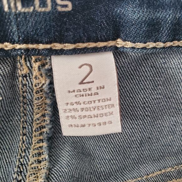 Chico's Platinum Denim Light Wash Blue Straight Jeans Size 12 - Picture 7 of 8